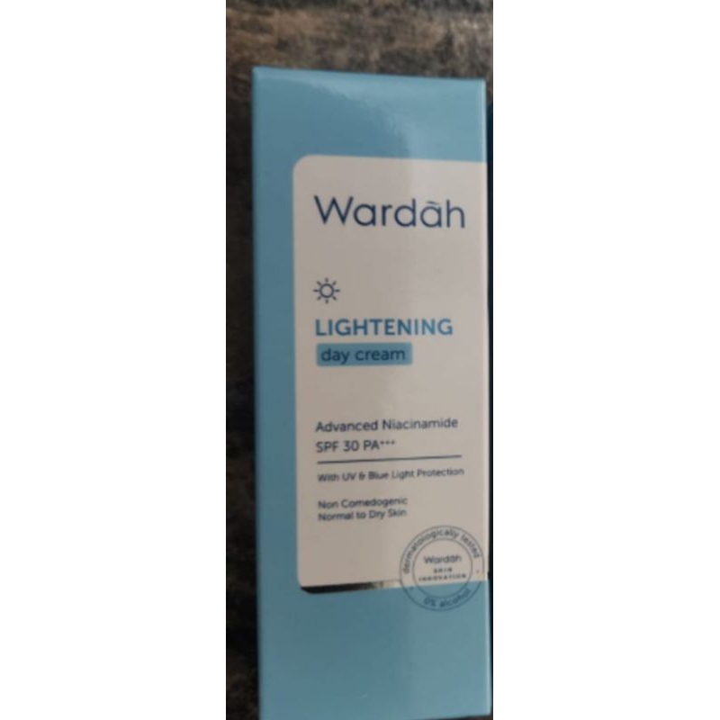Wardah lightening cream siang