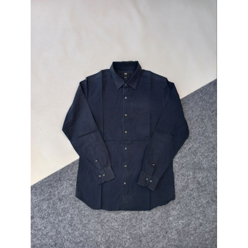 KEMEJA UNIQLO WORKSHIRT SLIMFIT UNIQLO(L)