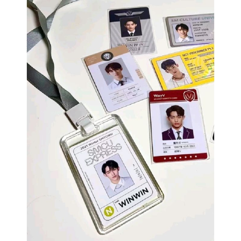 

Holder Id Card Acrylic Id Card 2 sisi Tempat Kartu E-Toll Kartu Id Card Member Name Tag Acrylic DIY