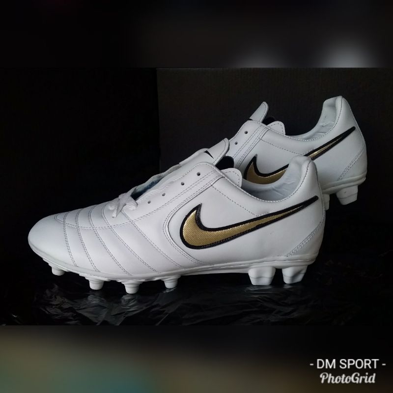 SEPATU BOLA HANDMADE JAHIT SOL KULIT