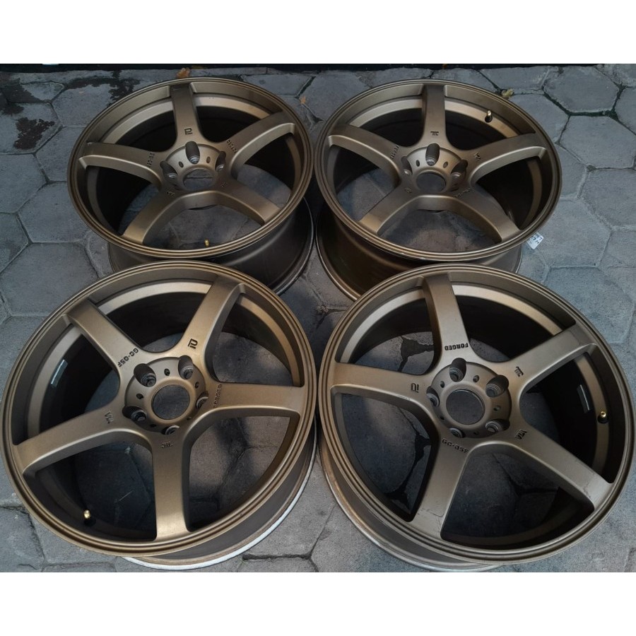 Pelek Velg Mobil Bekas Crv Hrv Innova Captiva Xtrail Alphard TENDON R18