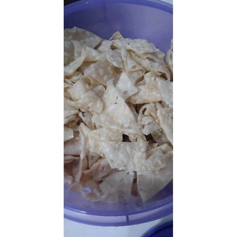 

keripik bawang premium 250gram / kripik pangsit