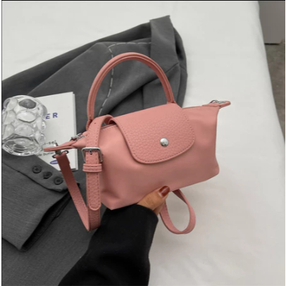Tas selempang wanita mini nylon muat banyak