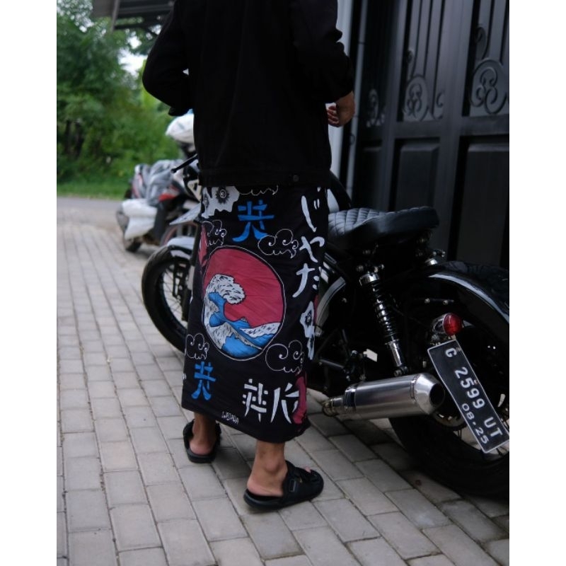 SARUNG BATIK LUKIS|SARUNG LUKIS ASTRONOT|SARUNG LUKIS NARUTO|SARUNG ANIME|SARUNG LUKIS