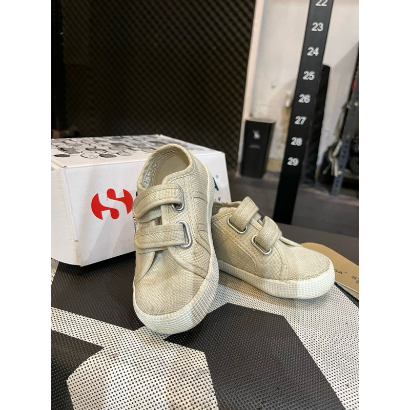 Sepatu anak Superga kids