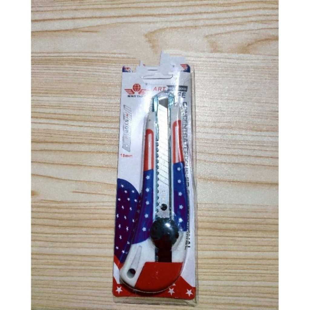 

CUTTER BESAR GAGANG FIBER MOTIF BENDERA USA / KATER PISAU POTONG BESAR MODEL PUTAR