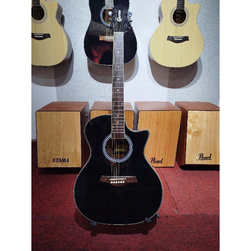 Gitar akustik crafter