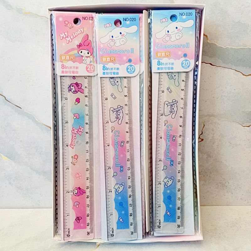 

PENGGARIS KARAKTER 20 CM BERKARAKTER SANRIO SOFT RULER