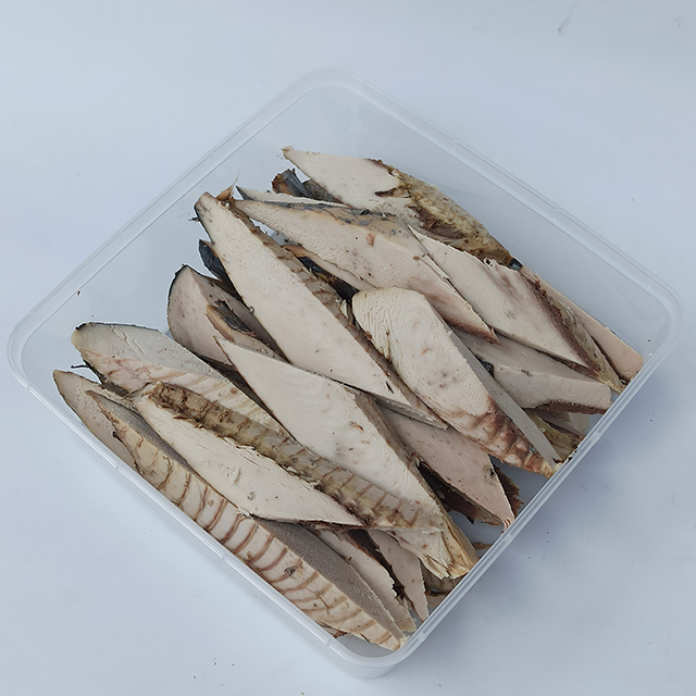 

Ikan Pindang Tongkol Iris cuwe cue cuik 1 Kg Home made. Rasa Original Tawar