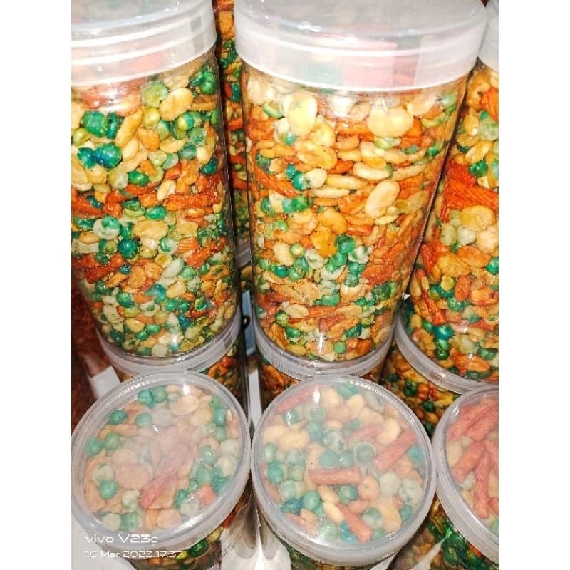 

kacang campur jaipong toples 1000ml