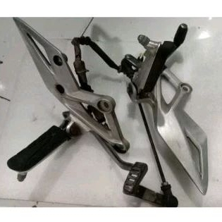 footstep step depan cbr 150r k45g k45n  K45r Original