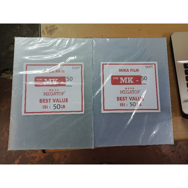 

Cover mika A4 transparan doff tebal 0,5 mm Megatop