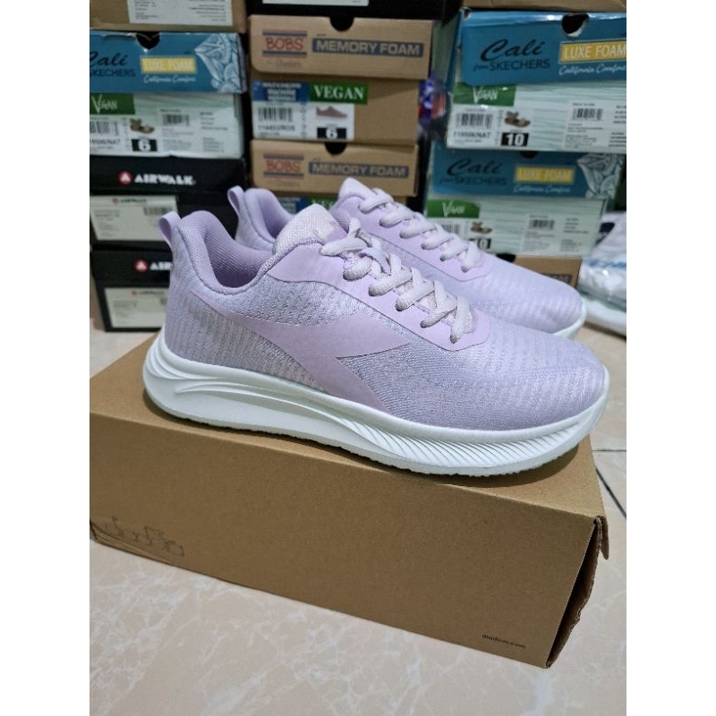 Sepatu Diadora Keenan Wanita Original BNIB