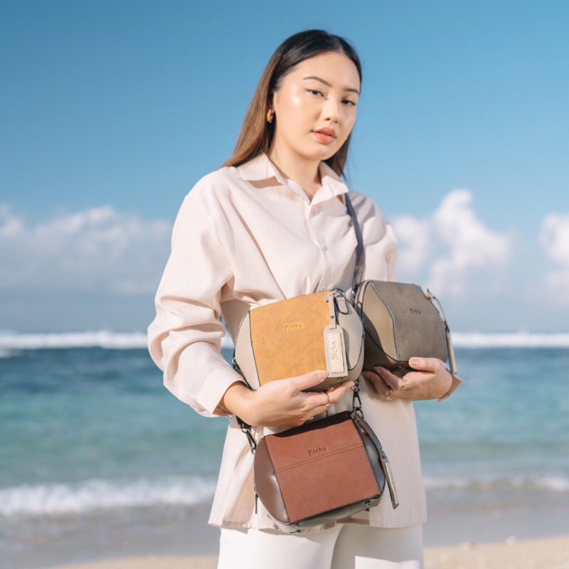 Flicka Sling Bag DD 20 BROWN Tas Selempang Wanita Korea Terbaru Warna Cokelat