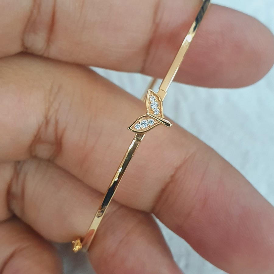 gelang pipa model tail ad mata variasi emas 70% 700 70 % 16k Rp1.899.000  Detail   Info Penting  Kon