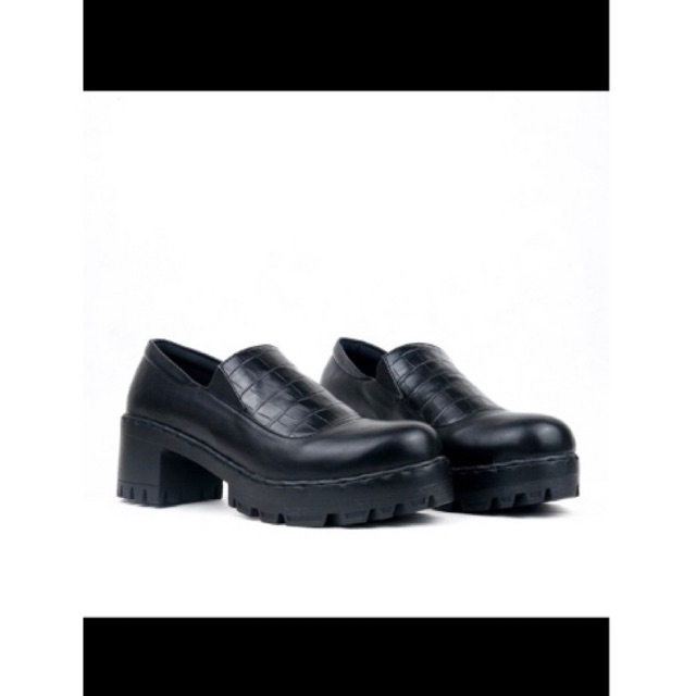 Sepatu Kaninna Size 41