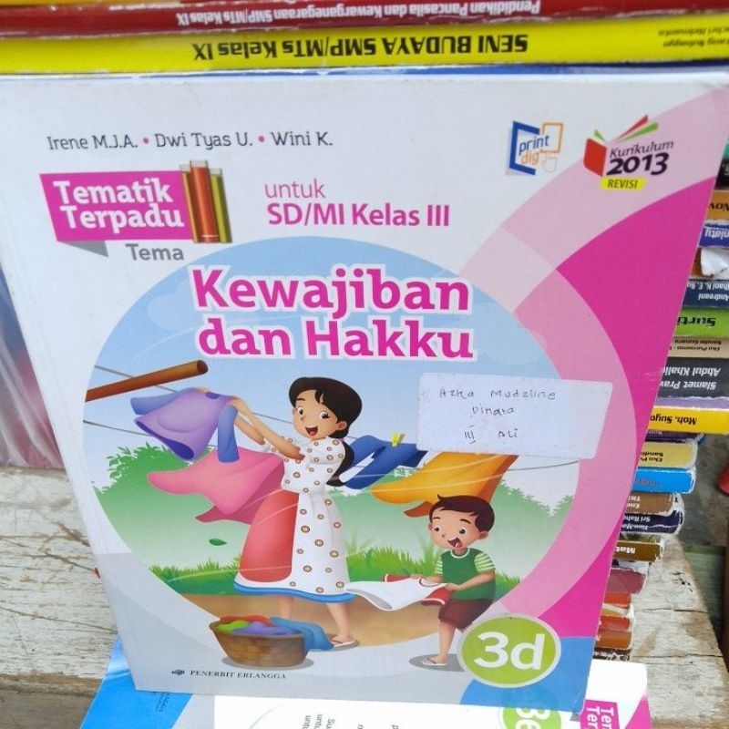 buku tematik terpadu tema kewajiban dan hakku 3D