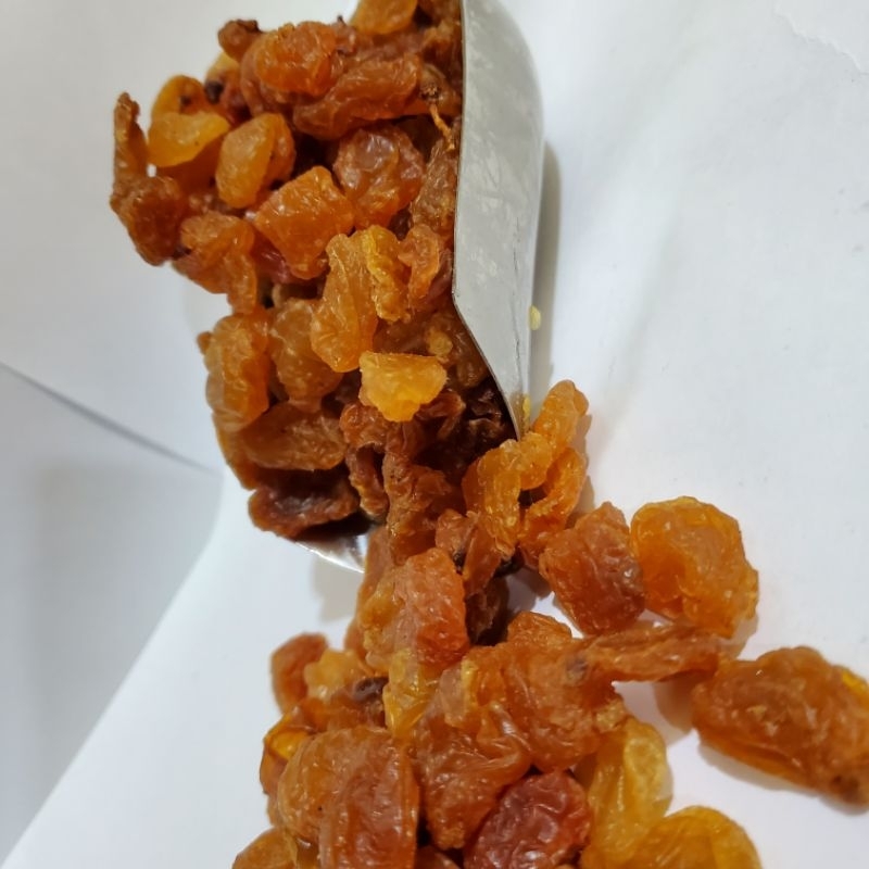 

kismis golden raisin big long asam manis 1kg