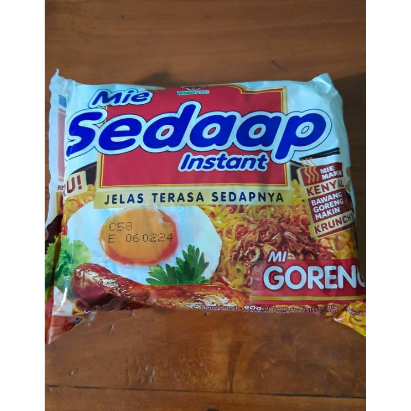

Mie sedaap instant mie goreng ayam bawang