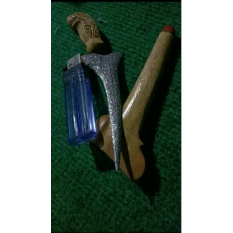keris koleksi pajangan