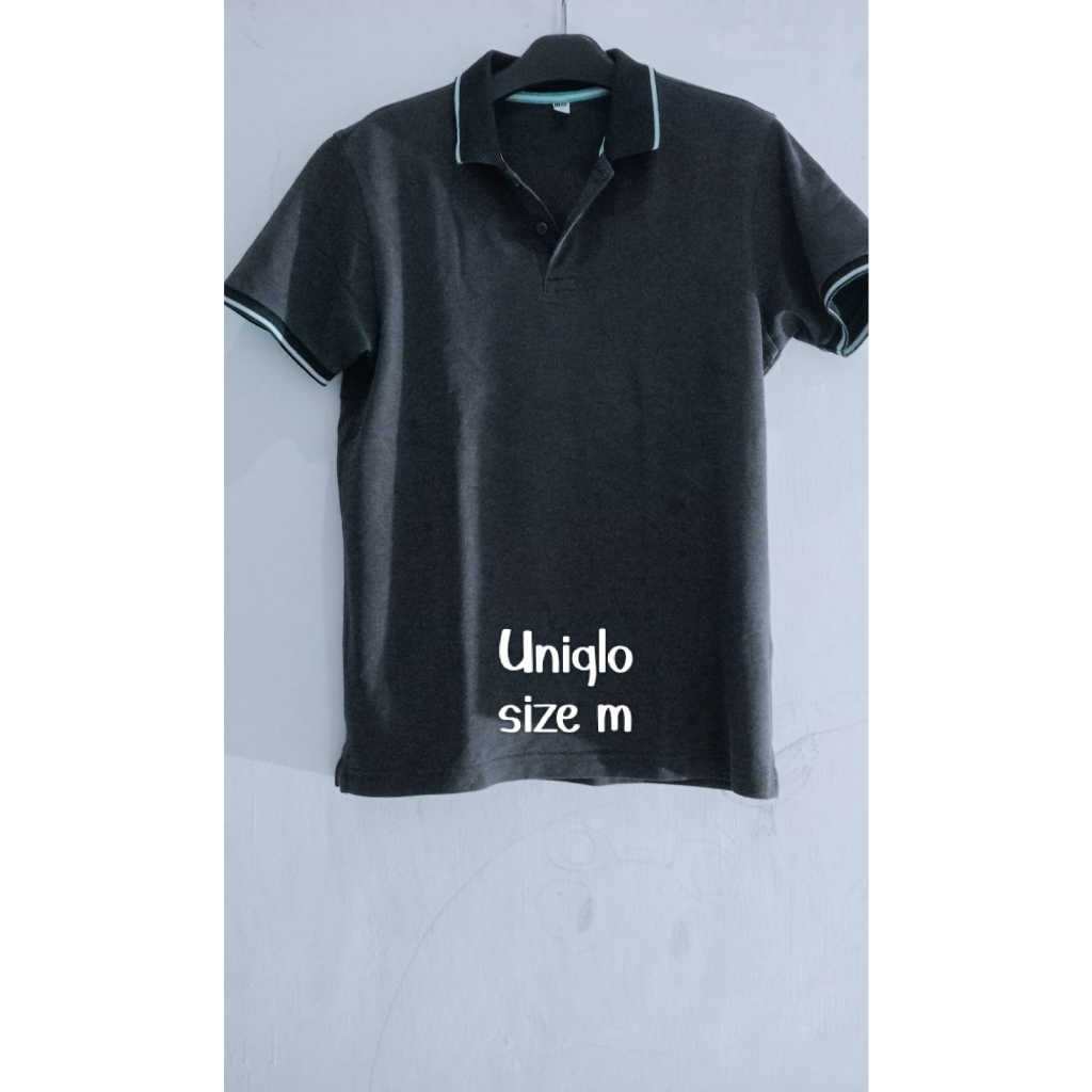 kaos kerah pria uniqlo