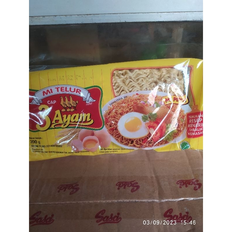 

Mie Telur Cap 3 Ayam