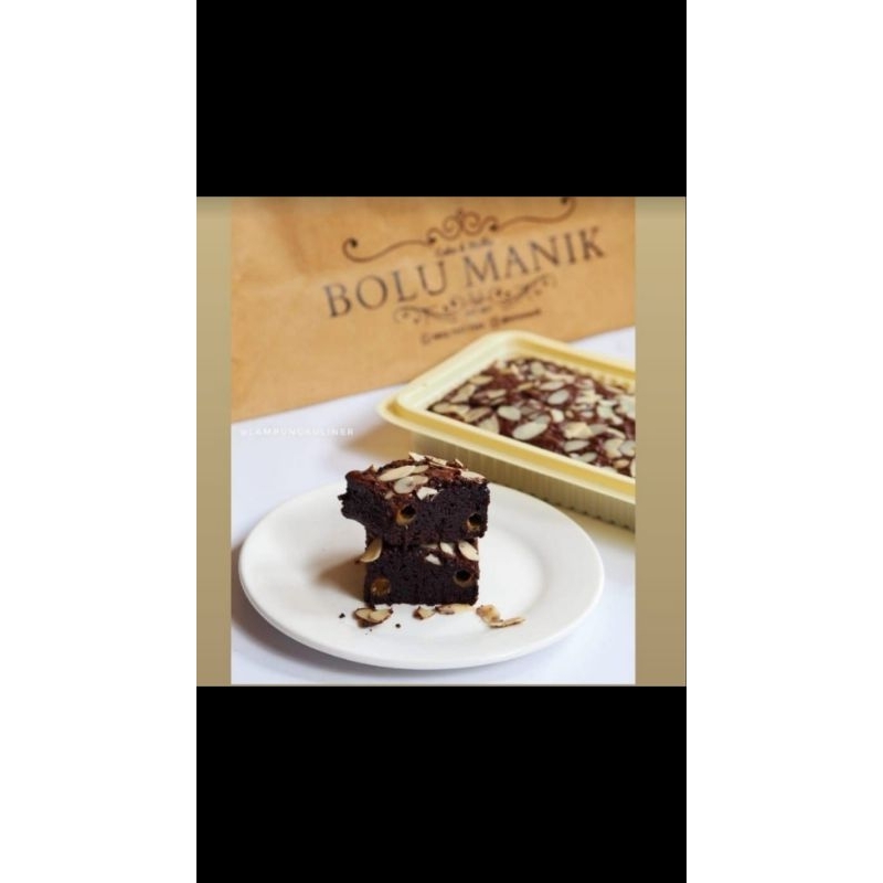 

CHOCO CHEESE BROWNIES LARGE