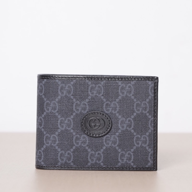 GUCCI GG Supreme Interlocking G Wallet in Black with Removable Card Case