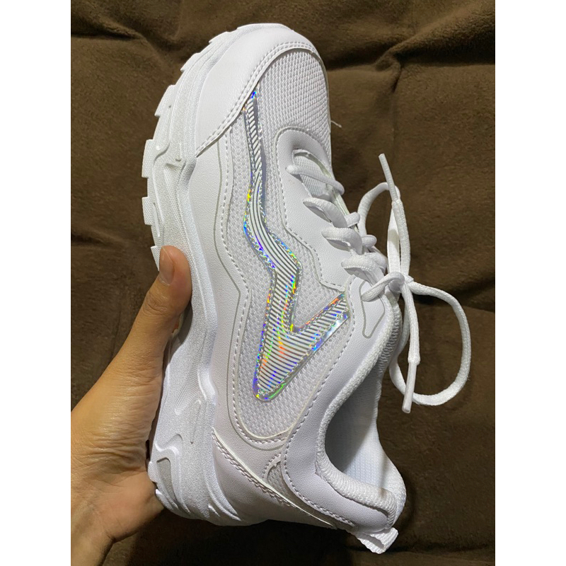 Sepatu Pro ATT Putih (Wanita)