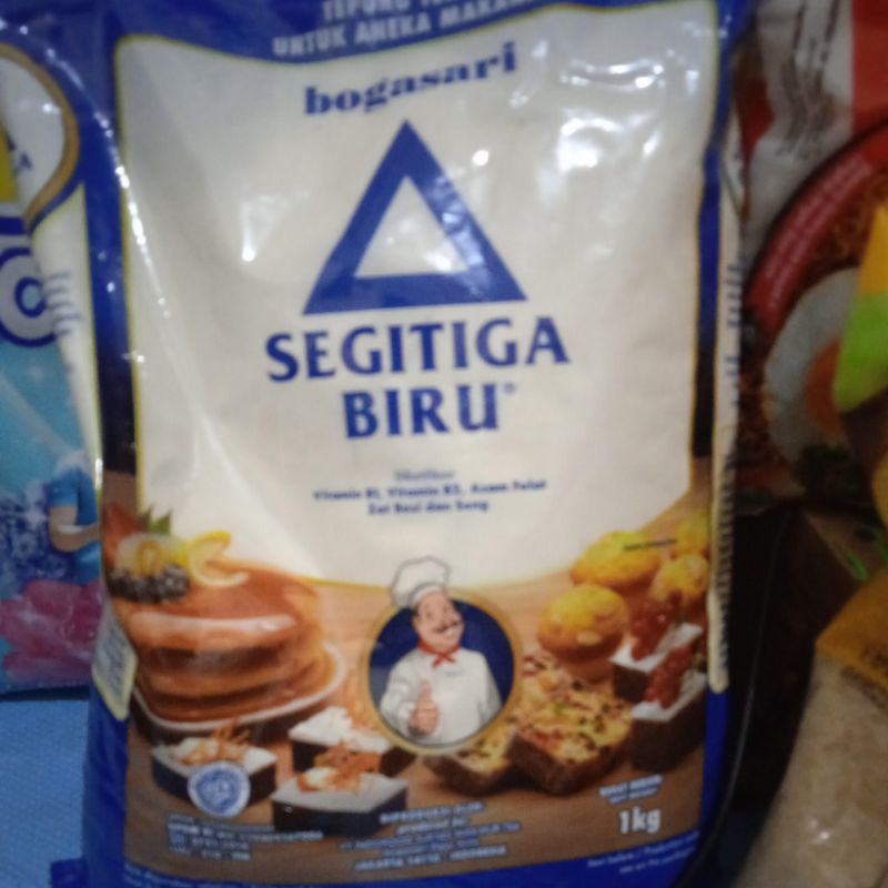 

TERIGU SEGITIGA BIRU