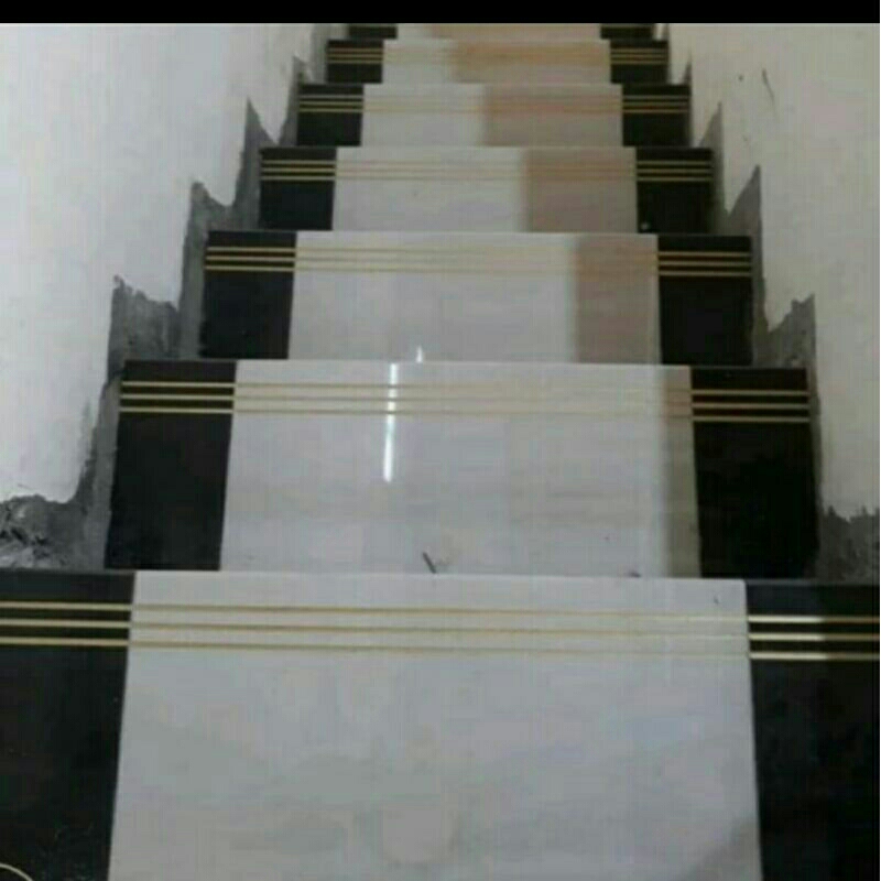 granit anak tangga kombinasi 30x80/20x80