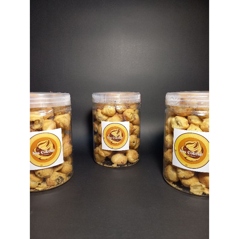 

[Central Snack Jember] Kue Sus Cokelat 140 g Kemasan Toples