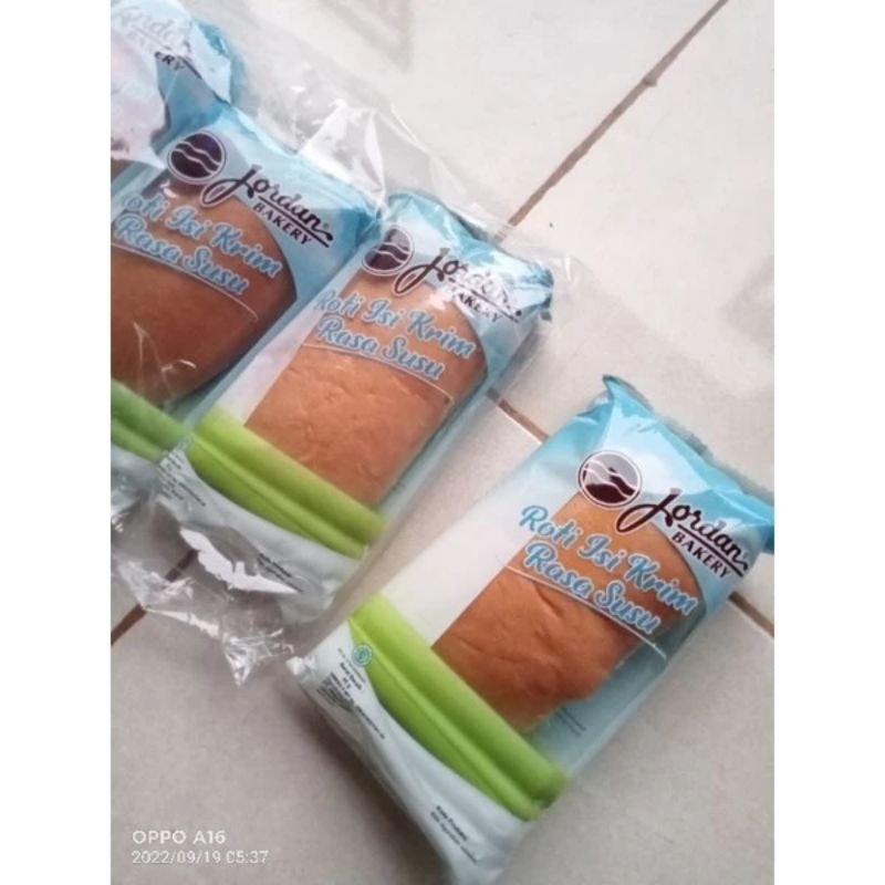 

ROTI JORDAN RASA SUSU 1 PACK ISI 5 PCS