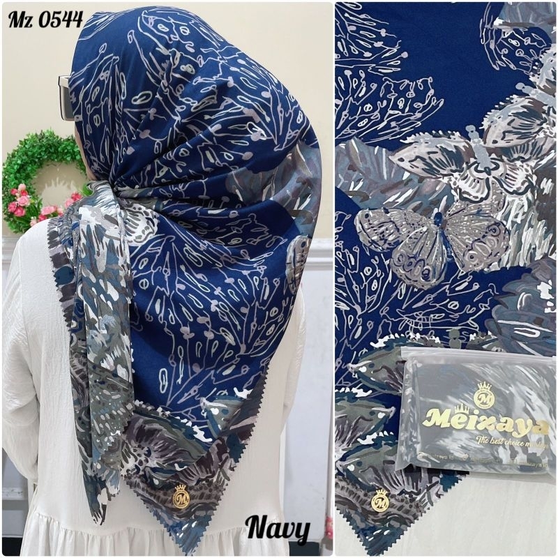 Hijab segi empat Meizaya Emaa Hijab