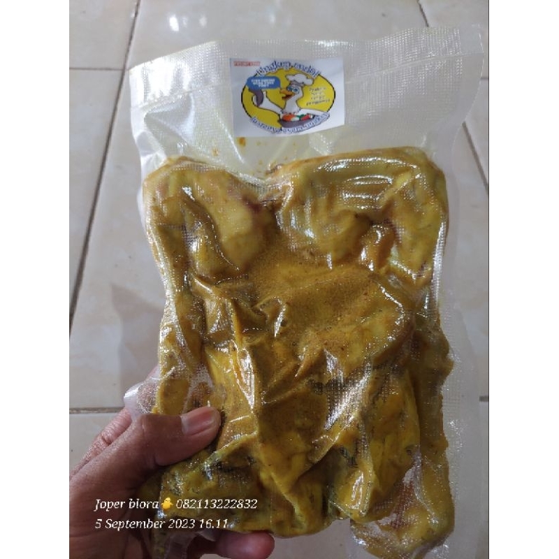 

ayam joper ungkep (1 ekor utuh) berat hidup 800gr-900gr