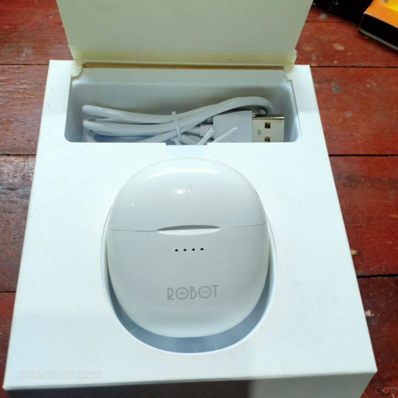 TWS ROBOT T10(putih)