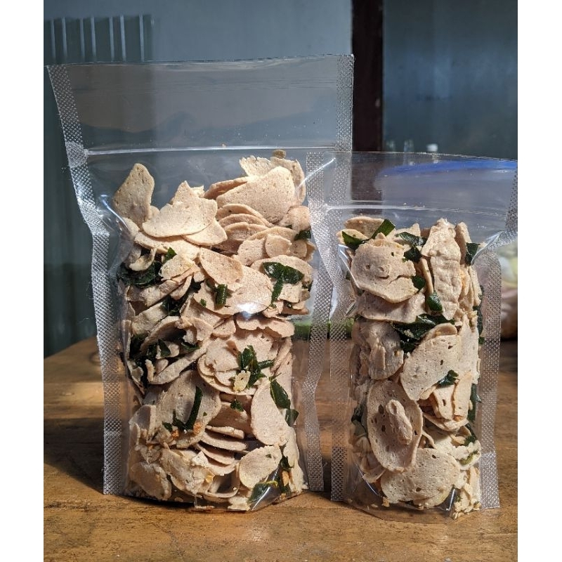 

Camilan Kripik Baso Goreng Basreng Renyah Enak