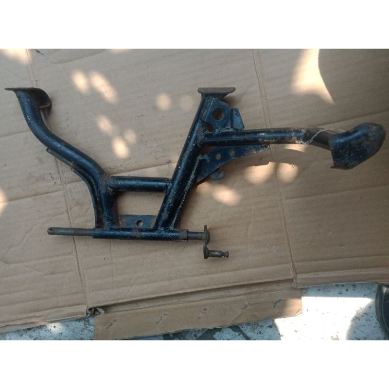 setandar 2 motor Honda Beat fi Asli original seken bekas copotan motor Honda Beat fi Asli sama as ny