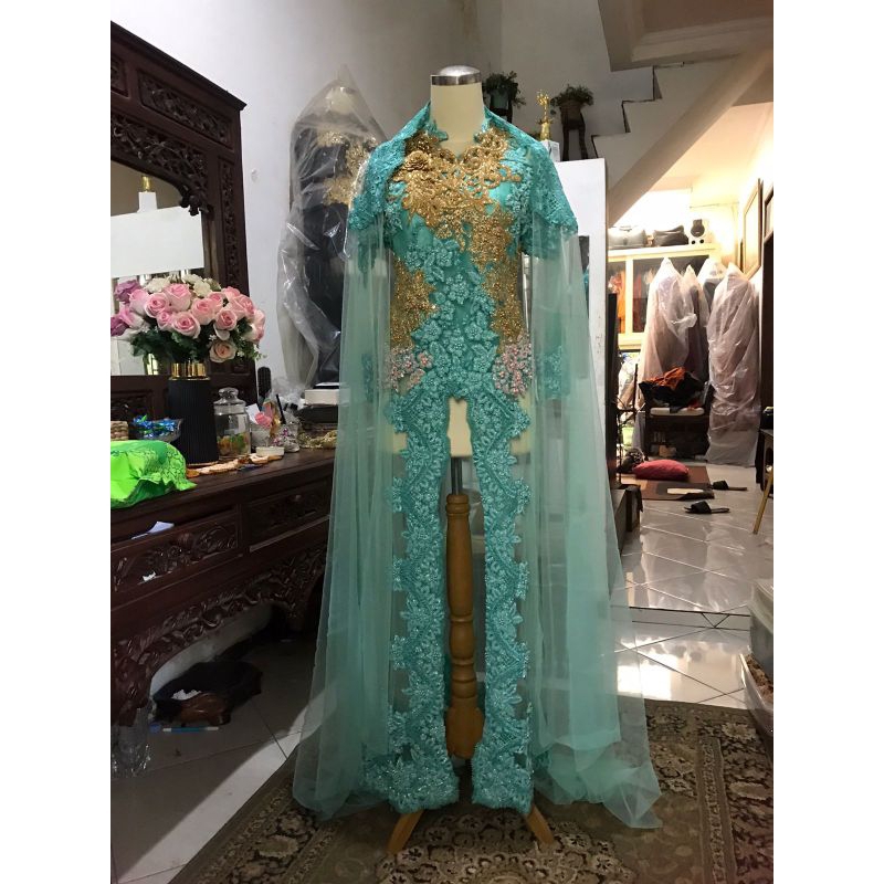 kebaya pengantin preloved mint + beskap pengantin lengkap