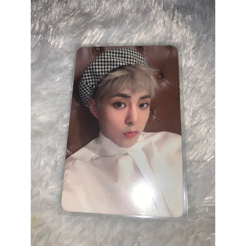 [ready stock] Photocard PC Poca Official Xiumin Berret EXO CBX Blooming Days