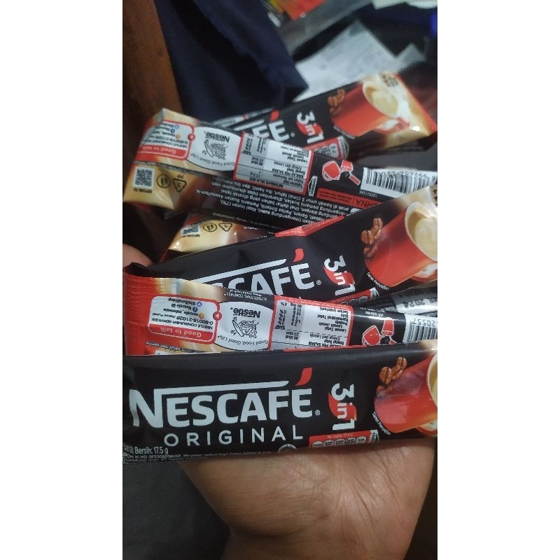 

Nescafe 3 In 1 Original Rentengan Isi 10 Sachet