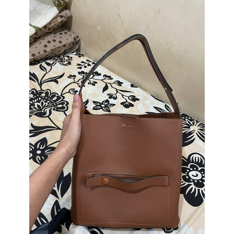 tas elizabeth (emsio) preloved