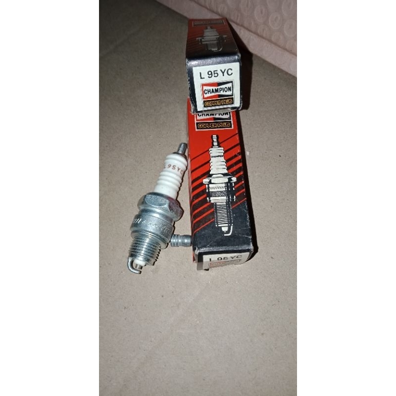 Busi Champion 2Tak Pendek L 95YC reject/kemasan lama/stok lama [anggap Loose]