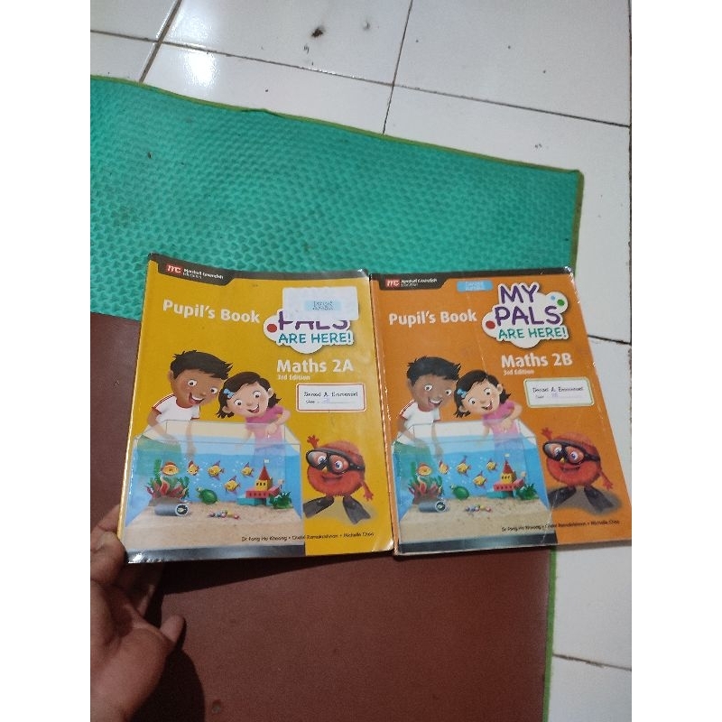 my pals. maths. pupil book 2A & 2B. marshall Cavendish