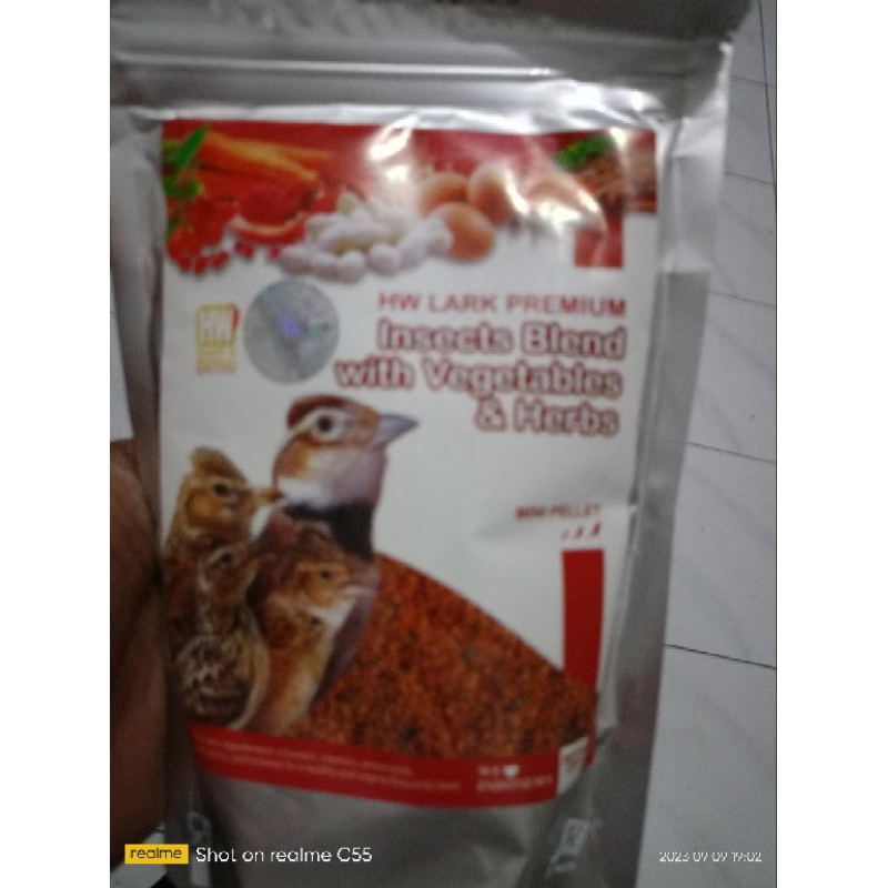 hw lark premium pakan branjangan