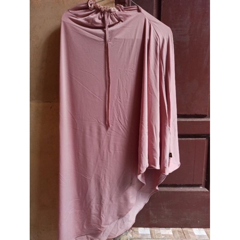 New Jilbab Bergo Kerut Renda Jumbo XXL Mat Jersey Hijab Instan Harian Syari  Syavana Jumbo Premium