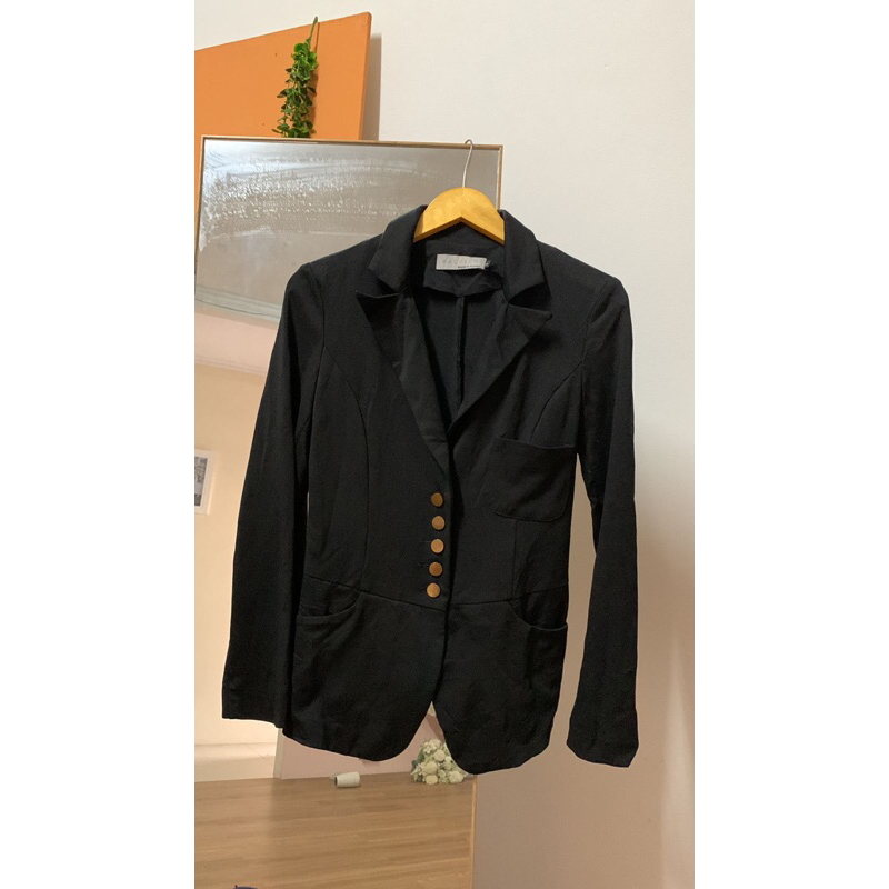 preloved blazer hitam wanita