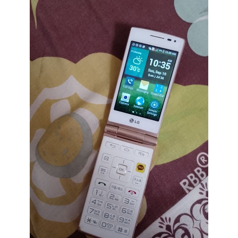 LG Wine Smart Flip Phone