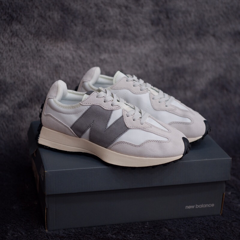 Sepatu Sneakers NB 327 White Grey