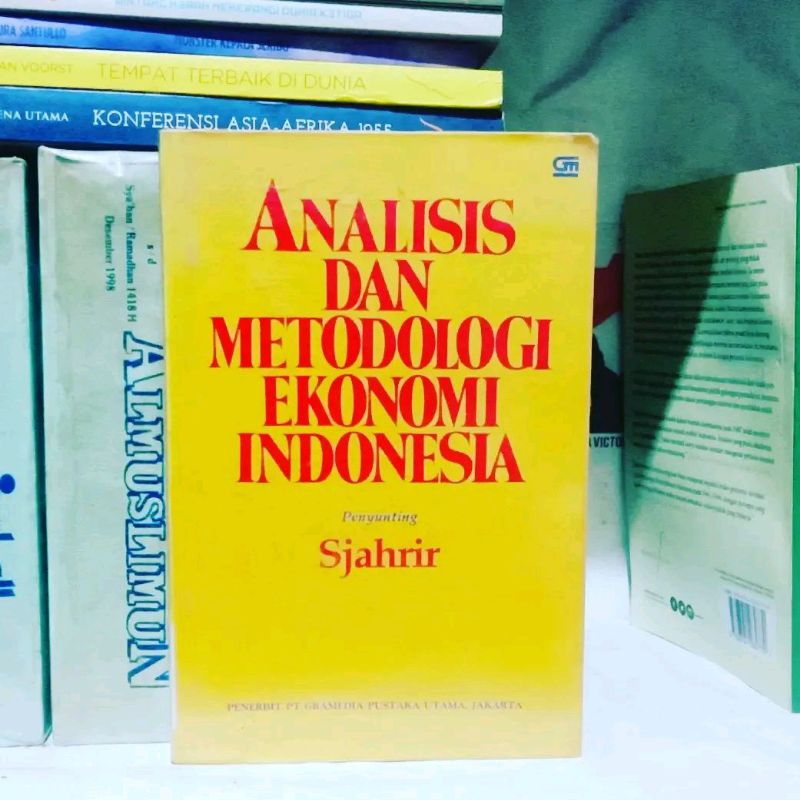 Buku Sjahrir Spektrum Ekonomi Politik Indonesia / Ekonomi Politik Konglomerasi Indonesia / Krisis Ek
